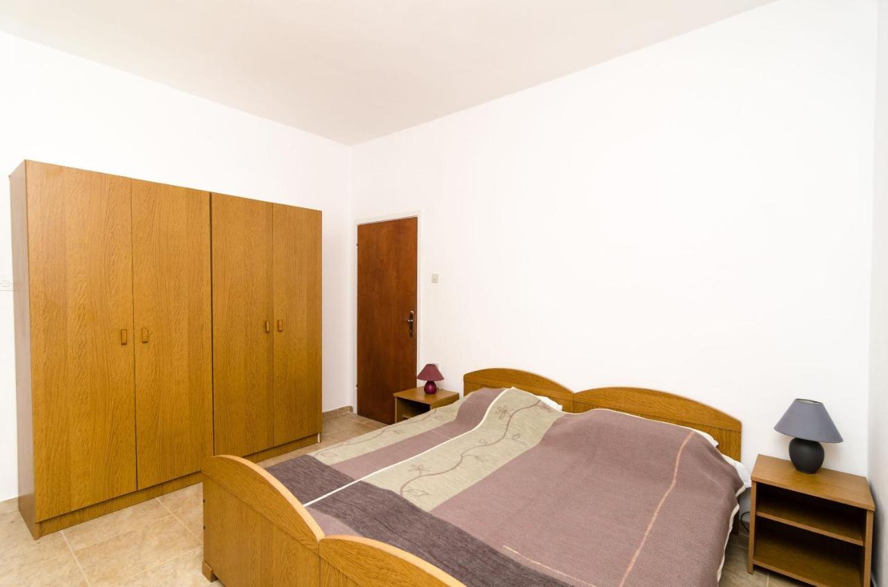 Guest House Kiko بومينا الغرفة الصورة
