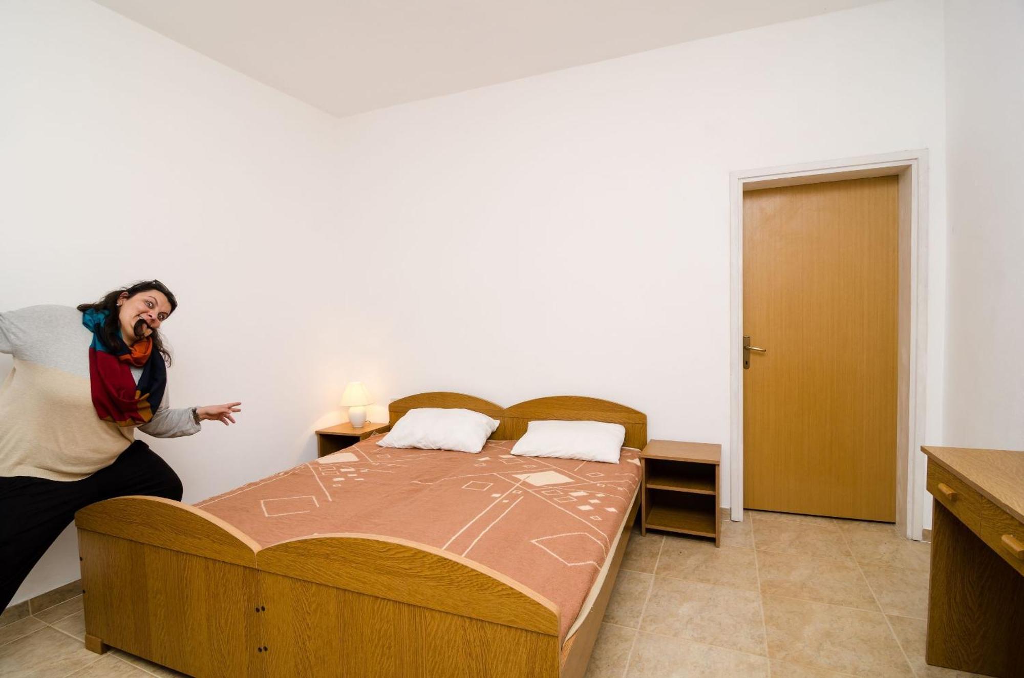 Guest House Kiko بومينا الغرفة الصورة