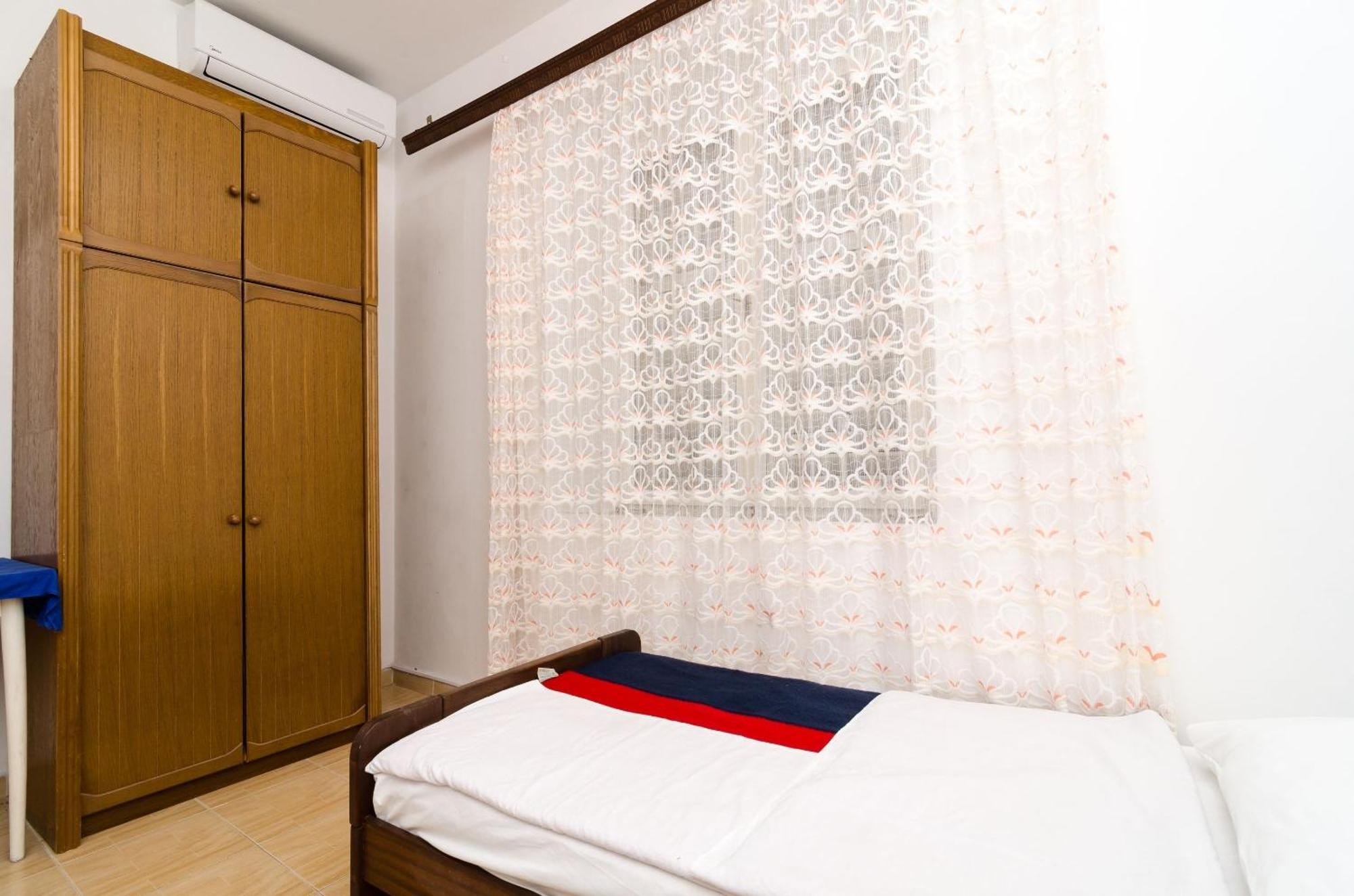 Guest House Kiko بومينا الغرفة الصورة