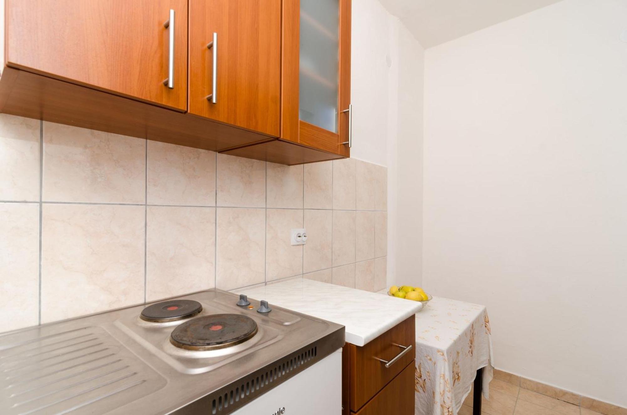 Guest House Kiko بومينا الغرفة الصورة