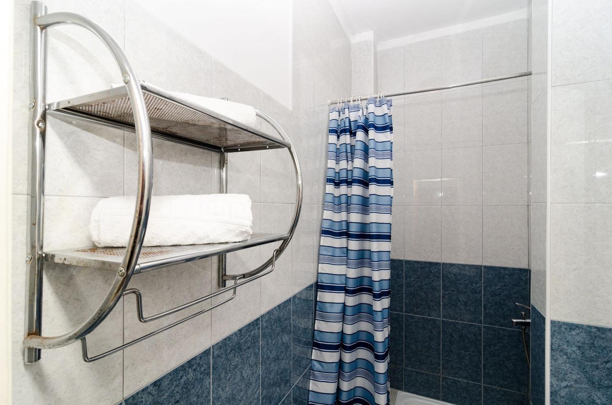Guest House Kiko بومينا الغرفة الصورة